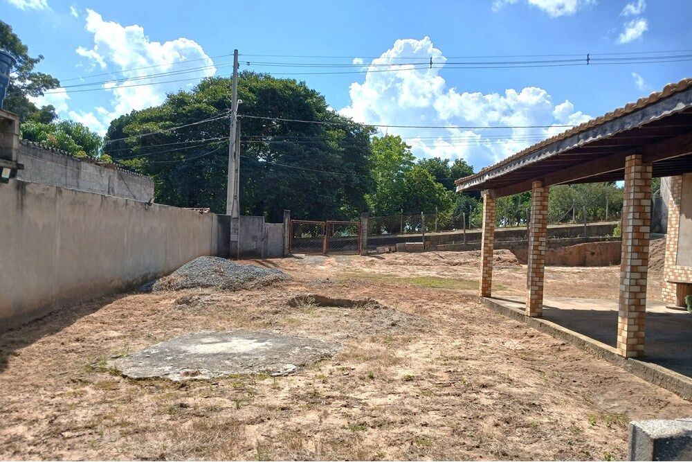 Chácara à venda com 2 quartos, 145m² - Foto 24