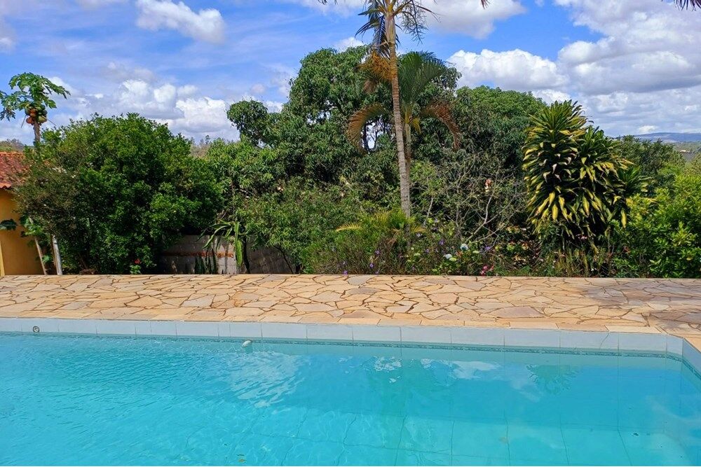 Chácara à venda com 2 quartos, 211m² - Foto 11