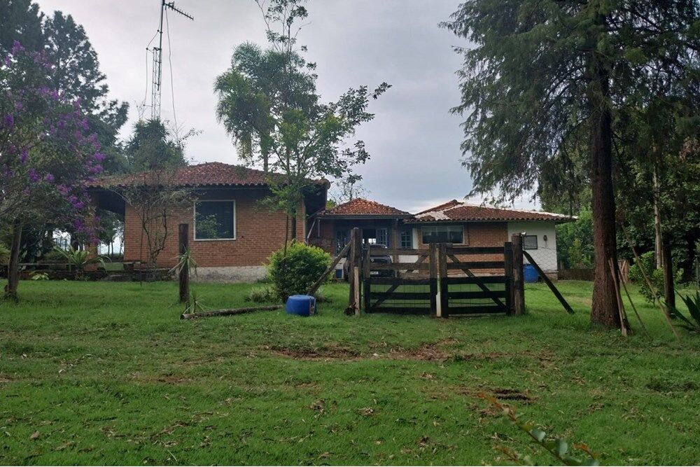 Sítio à venda com 4 quartos, 230m² - Foto 17