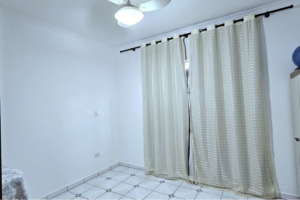 Casa à venda com 3 quartos, 224m² - Foto 4
