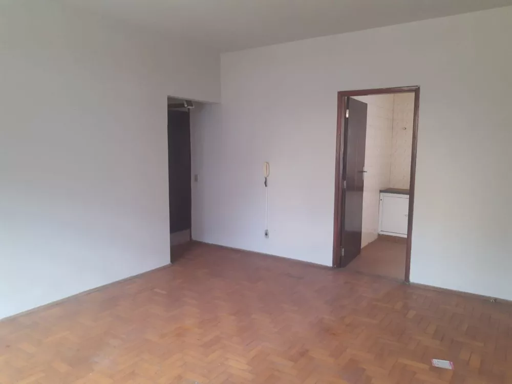 Apartamento à venda com 3 quartos, 80m² - Foto 3