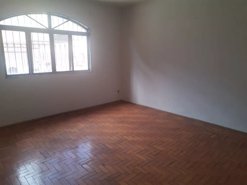 Apartamento à venda com 3 quartos, 80m² - Foto 1