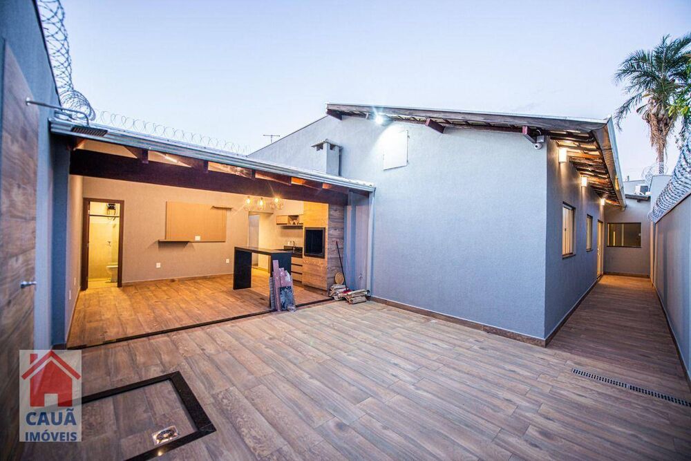 Casa, 3 quartos, 205 m² - Foto 3