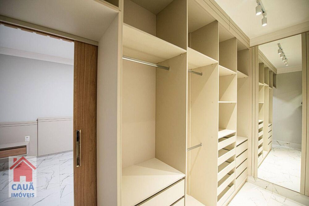Casa, 3 quartos, 205 m² - Foto 2