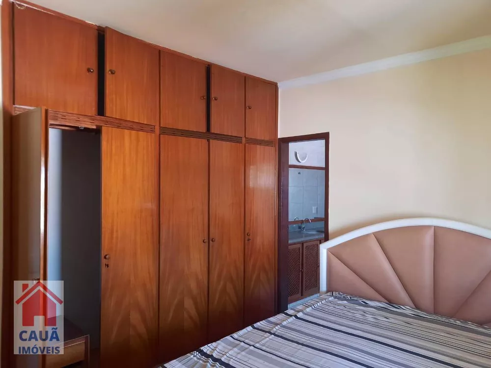 Casa à venda com 3 quartos, 179m² - Foto 3