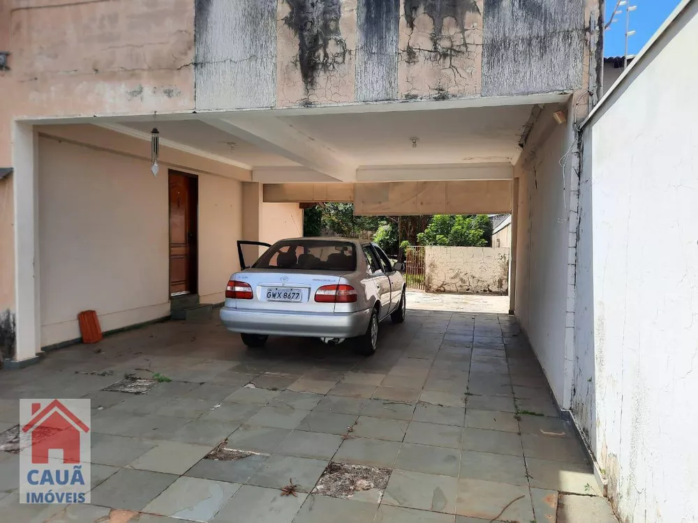 Casa à venda com 3 quartos, 179m² - Foto 2