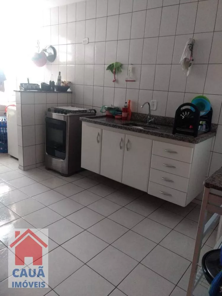 Apartamento à venda com 3 quartos, 81m² - Foto 2