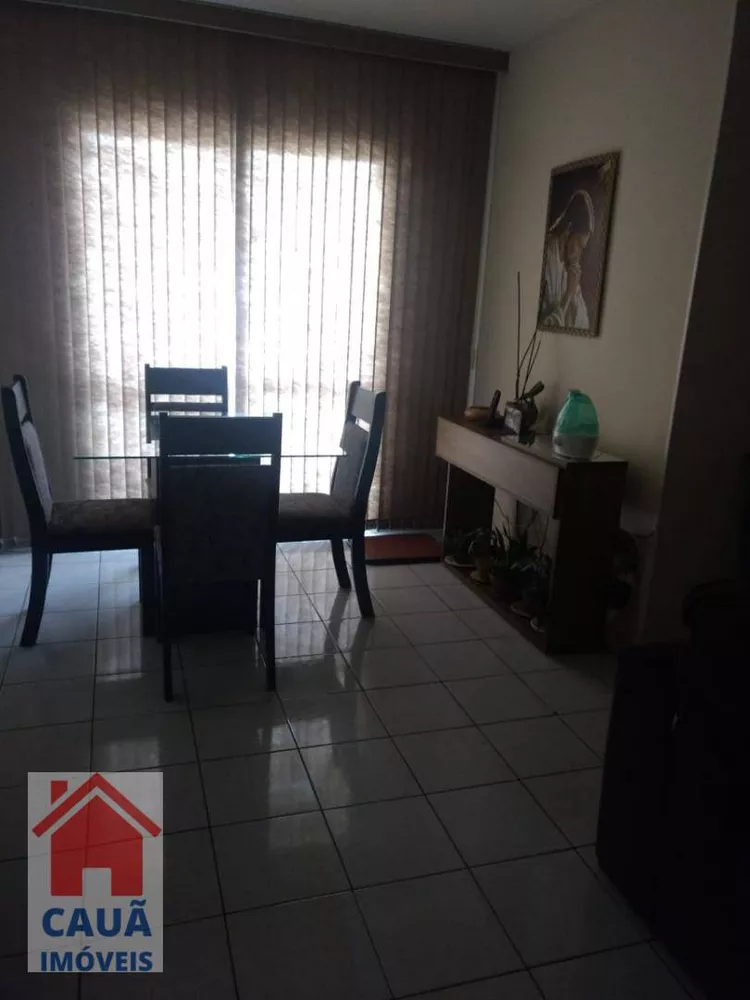 Apartamento à venda com 3 quartos, 81m² - Foto 1