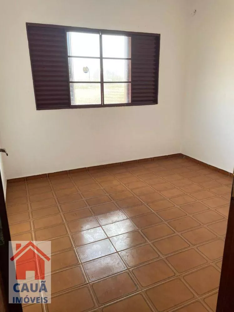 Apartamento para alugar com 3 quartos, 130m² - Foto 7