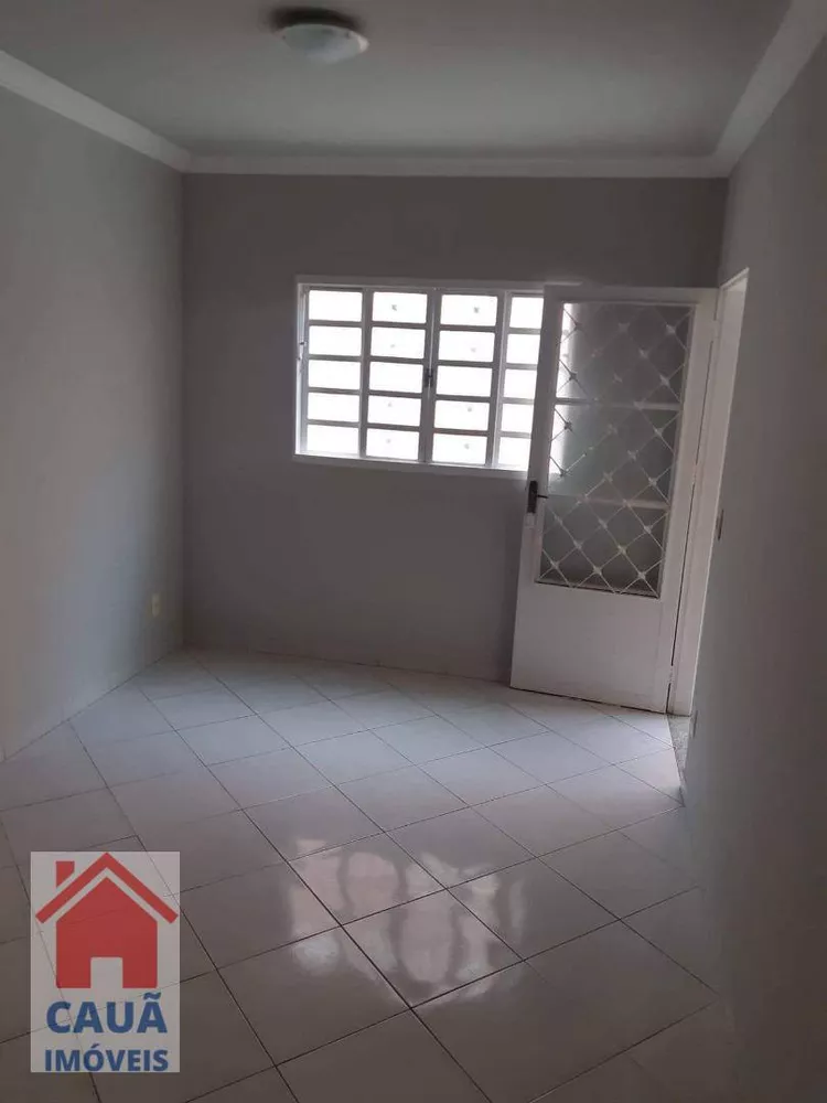 Apartamento à venda com 2 quartos, 70m² - Foto 3