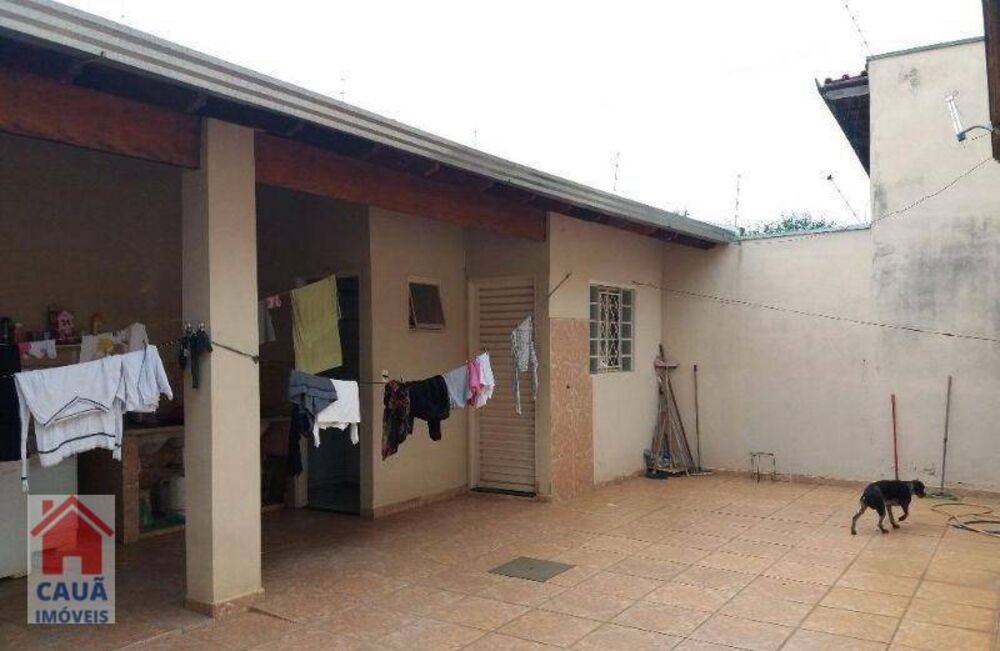 Casa, 3 quartos, 183 m² - Foto 2