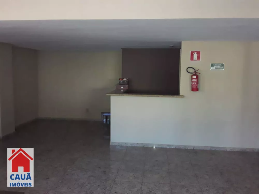 Apartamento à venda com 3 quartos, 139m² - Foto 2