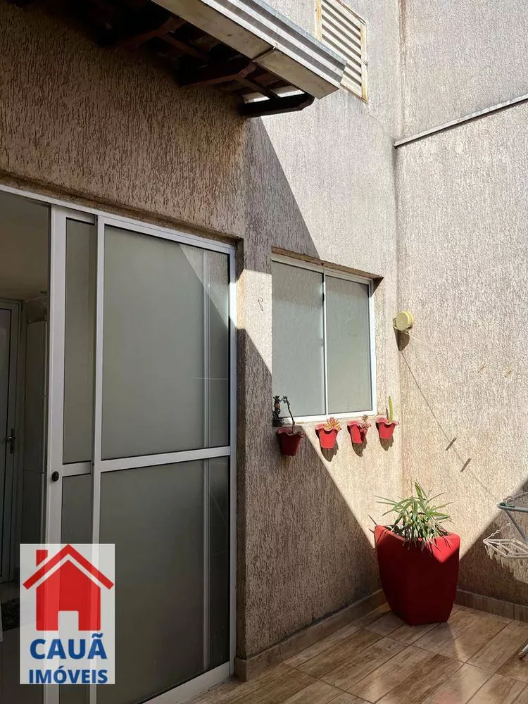 Casa à venda com 3 quartos, 122m² - Foto 5