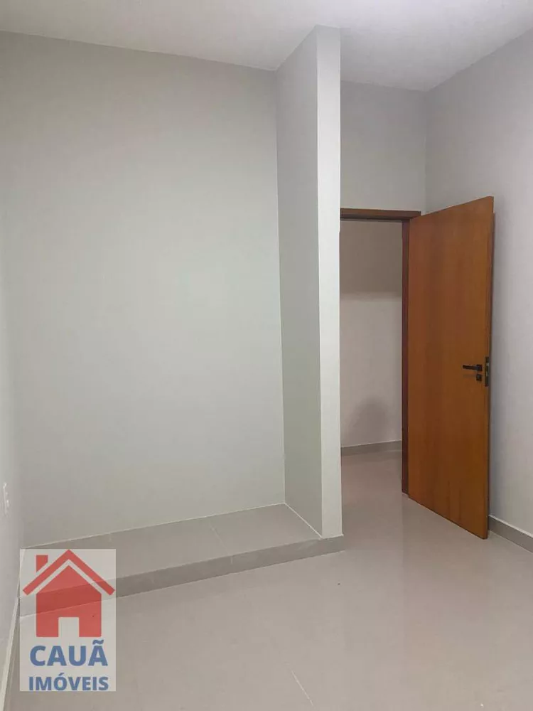 Casa à venda com 2 quartos, 69m² - Foto 4