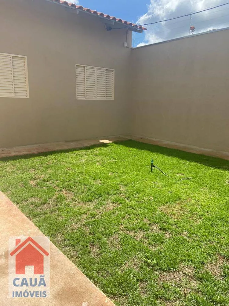 Casa à venda com 2 quartos, 69m² - Foto 5