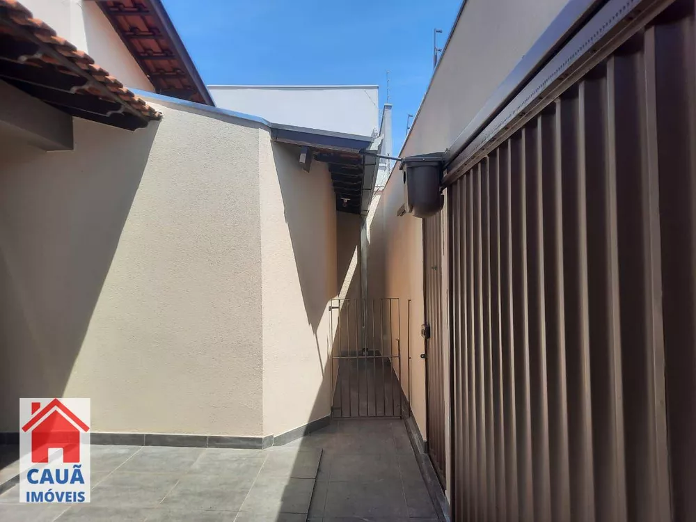 Casa à venda e aluguel com 3 quartos, 177m² - Foto 3