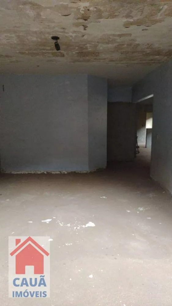 Casa à venda com 3 quartos, 219m² - Foto 4