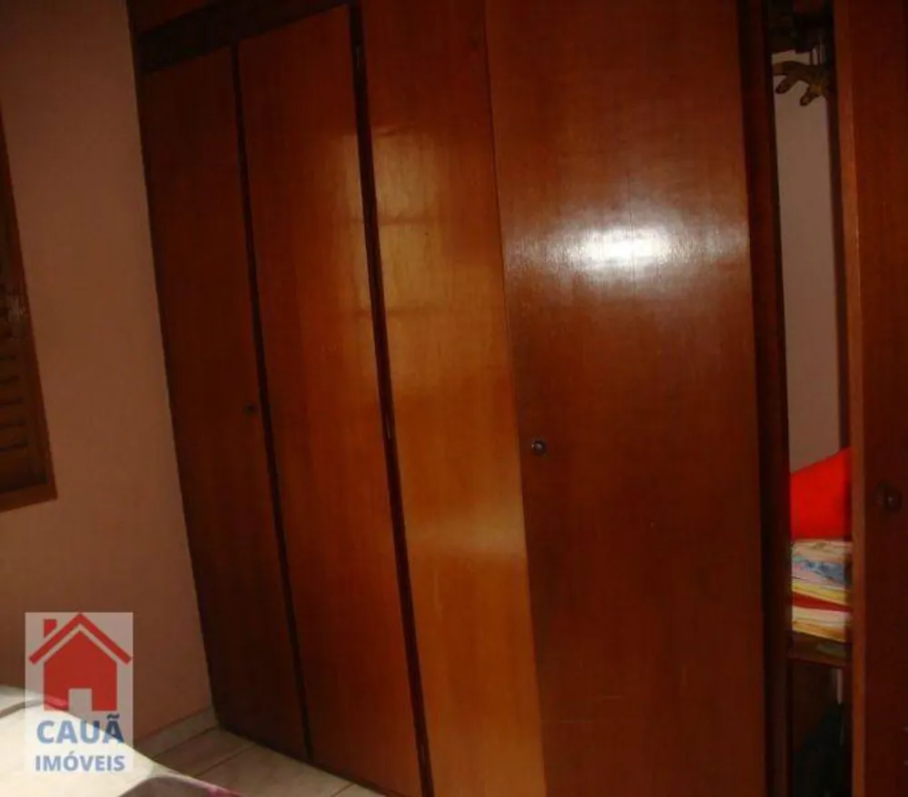 Casa, 3 quartos, 218 m² - Foto 3