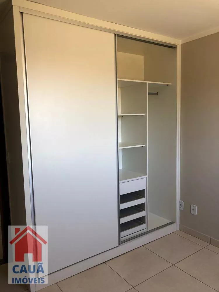 Apartamento à venda com 3 quartos, 85m² - Foto 3