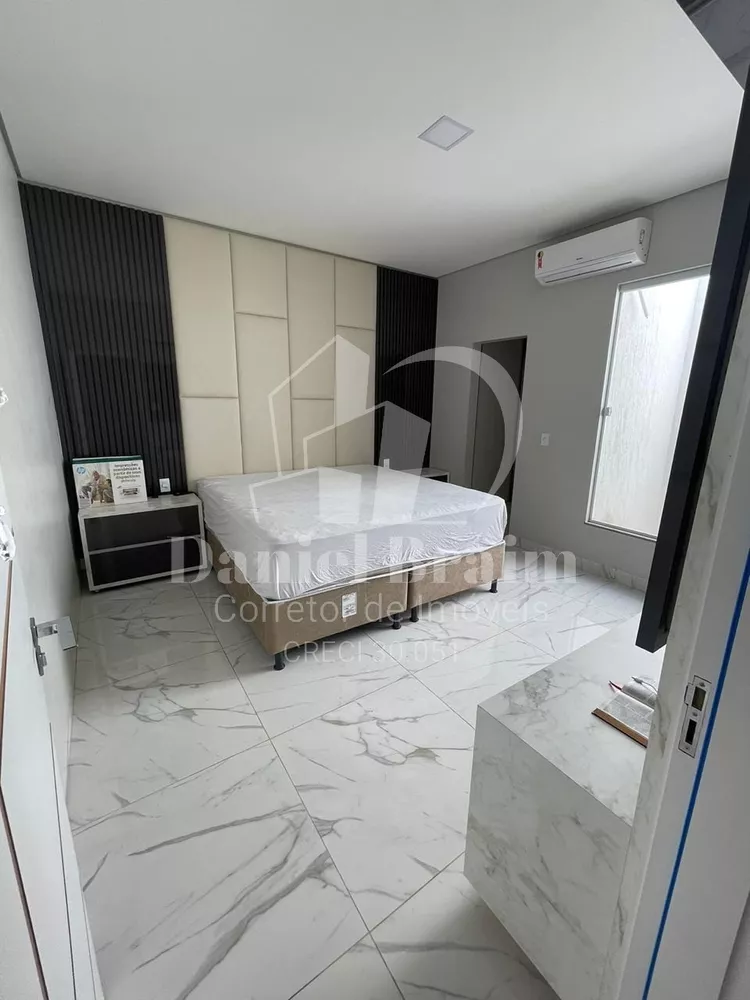 Casa, 3 quartos, 198 m² - Foto 1