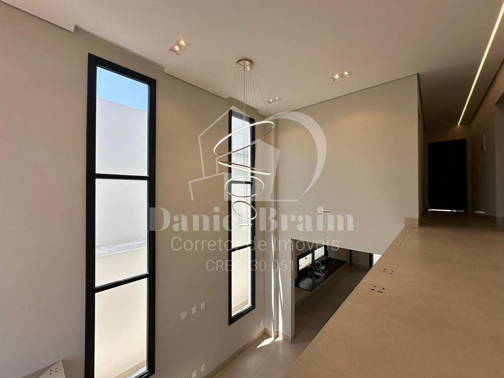 Casa, 4 quartos, 266 m² - Foto 2