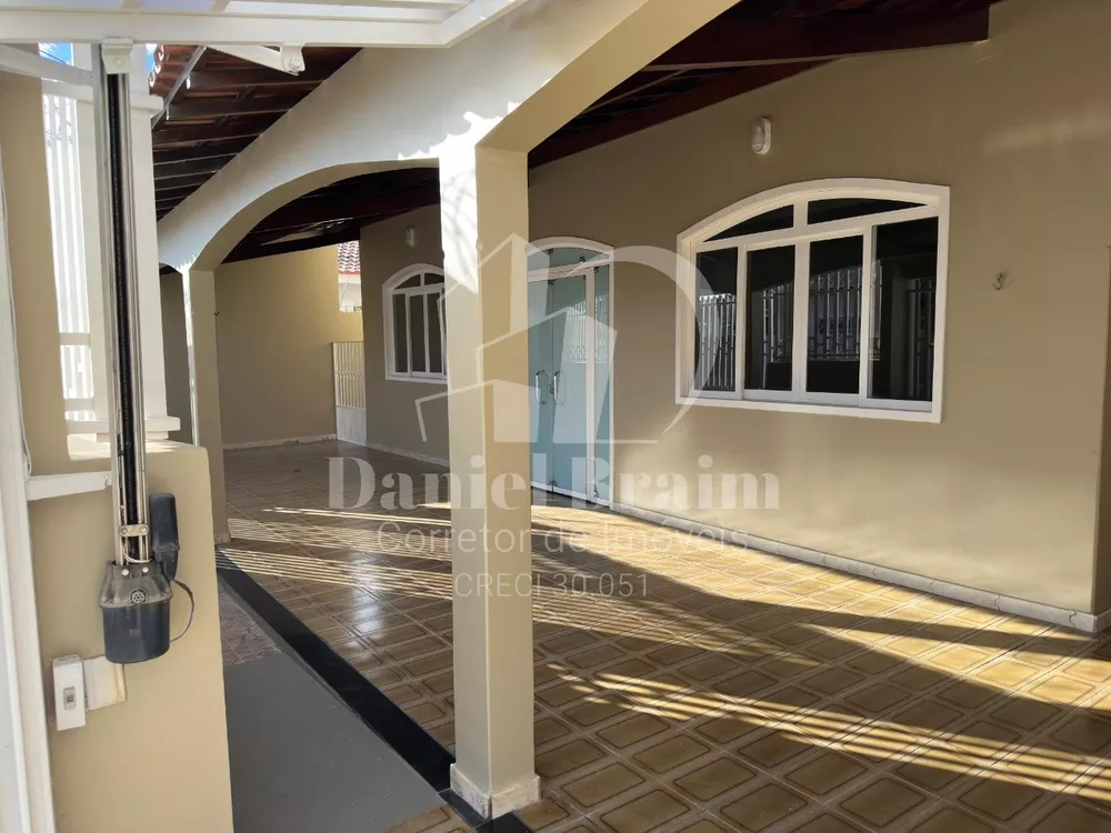 Casa, 5 quartos, 273 m² - Foto 3