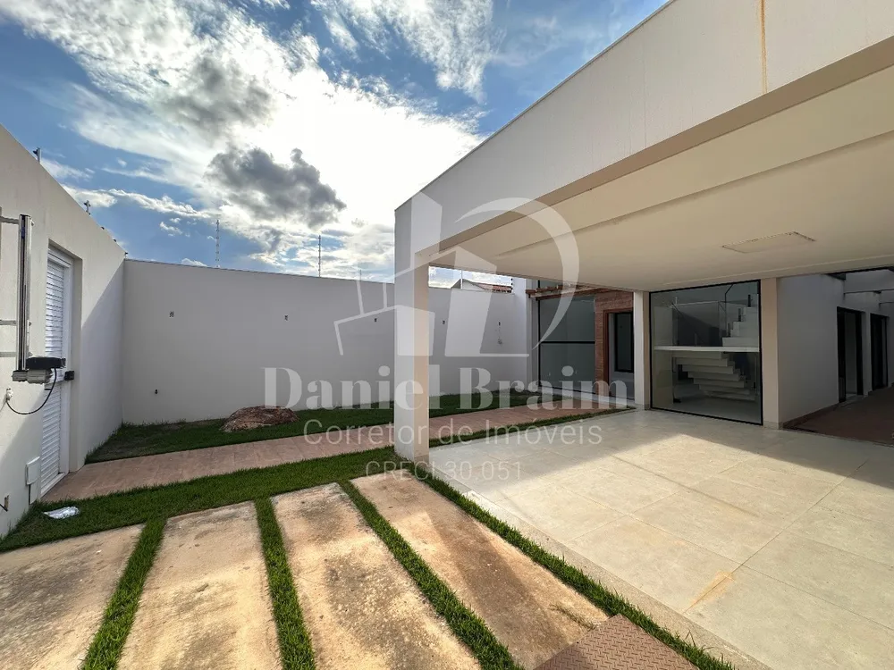 Casa, 4 quartos, 236 m² - Foto 2