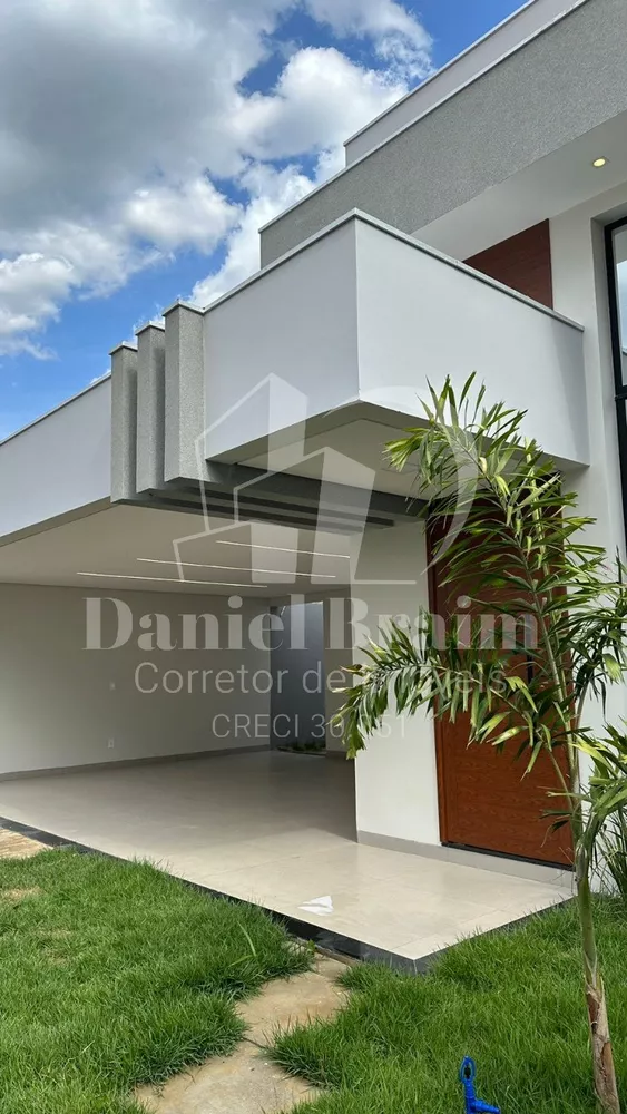 Casa à venda com 3 quartos, 178m² - Foto 4