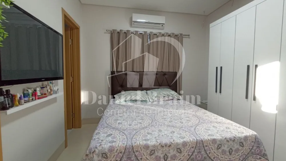 Casa, 3 quartos, 215 m² - Foto 11