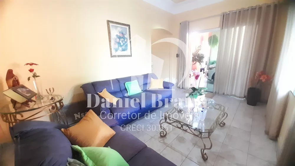 Casa, 4 quartos, 320 m² - Foto 1