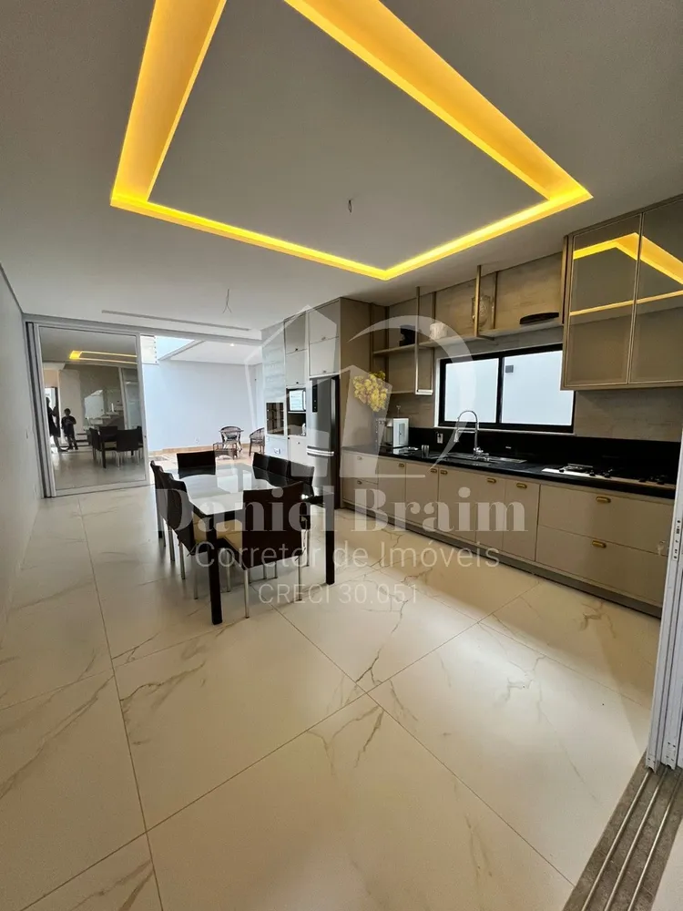 Casa, 5 quartos, 300 m² - Foto 9