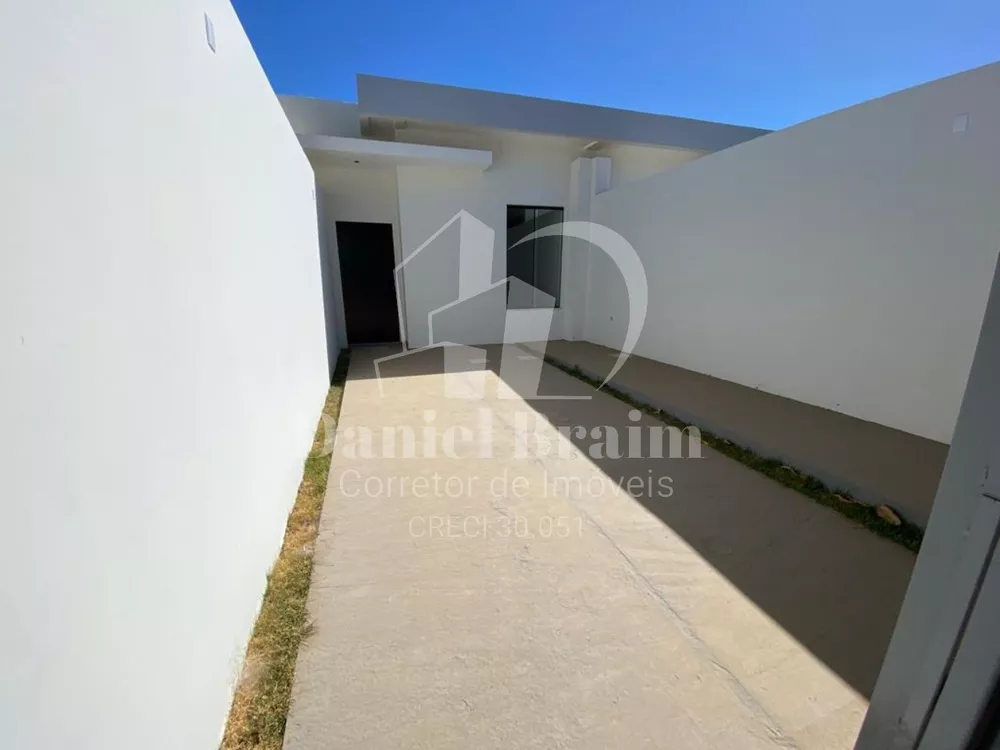 Casa à venda com 3 quartos, 78m² - Foto 2