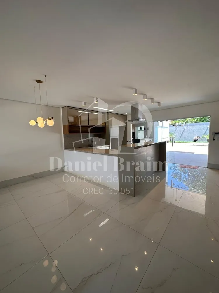 Casa, 4 quartos, 250 m² - Foto 9