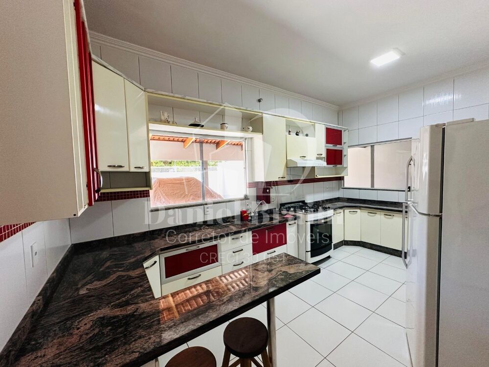 Casa, 3 quartos, 170 m² - Foto 4