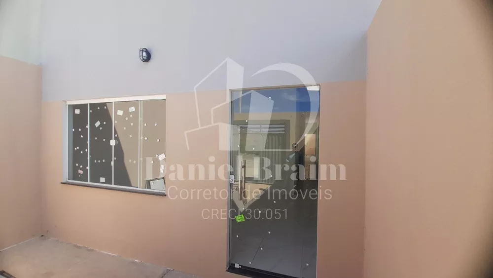 Casa à venda com 2 quartos, 82m² - Foto 2