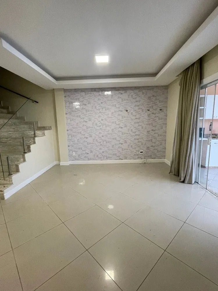 Casa de Condomínio, 5 quartos - Foto 1