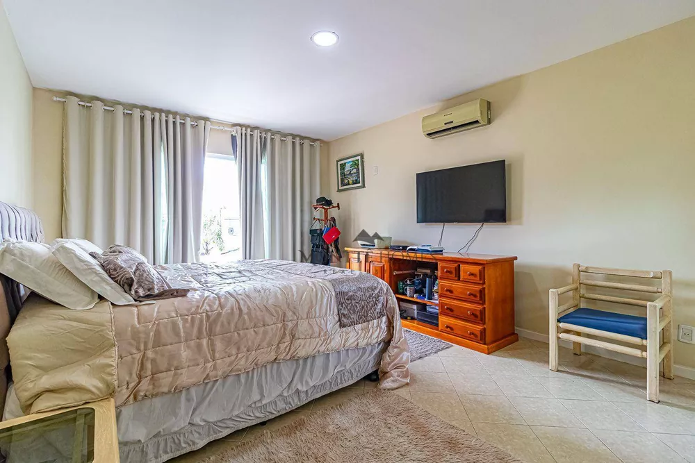 Casa, 4 quartos, 362 m² - Foto 31