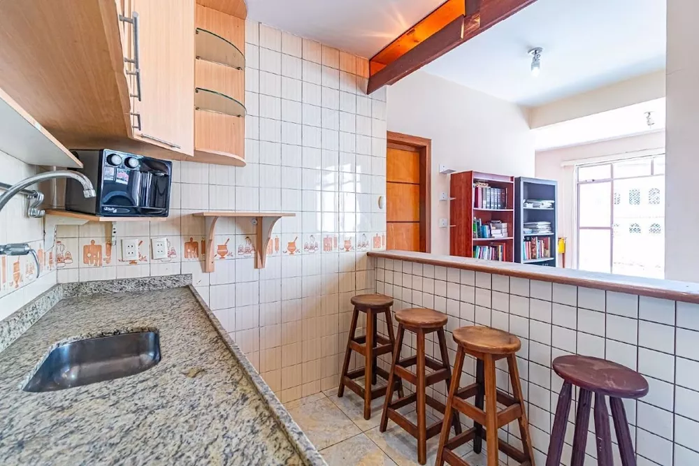 Casa, 6 quartos, 200 m² - Foto 3