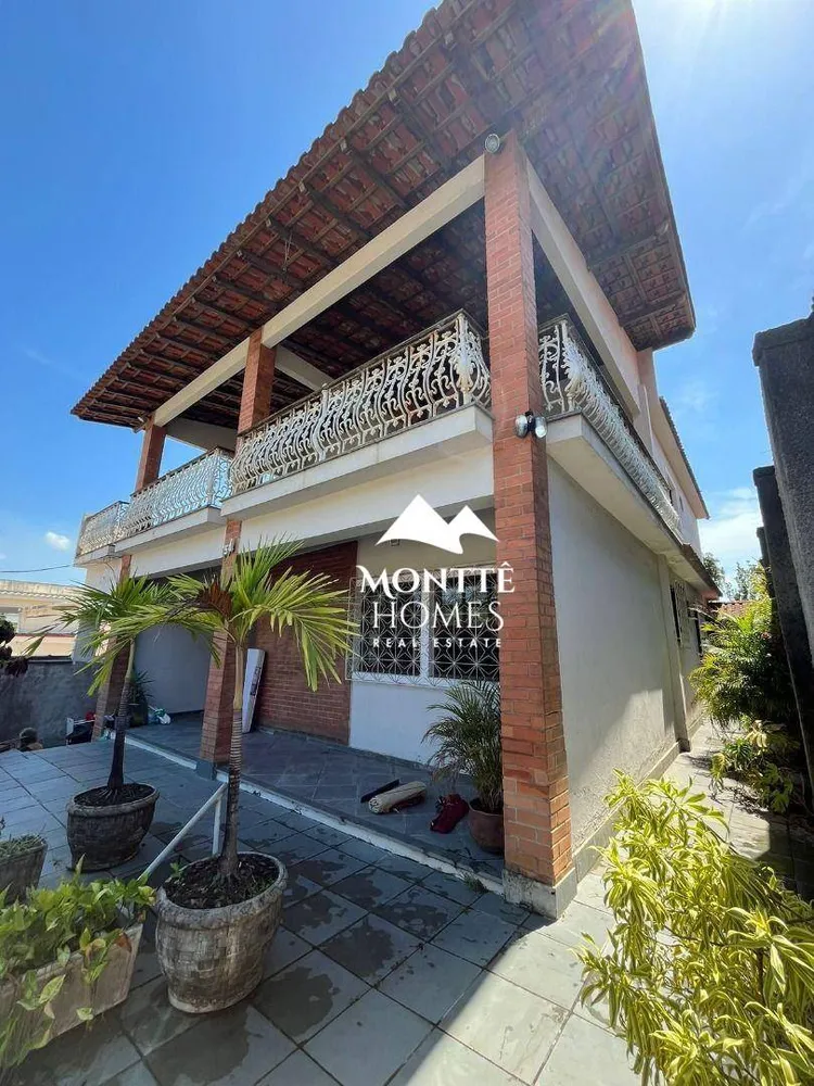Casa, 5 quartos, 321 m² - Foto 1