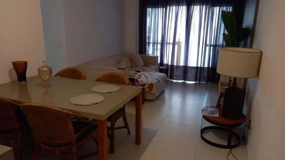 Apartamento à venda com 3 quartos, 95m² - Foto 2