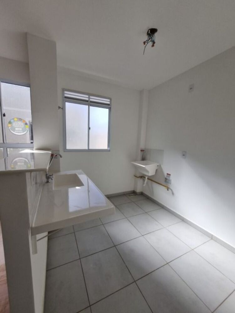 Apartamento à venda com 2 quartos, 39m² - Foto 2