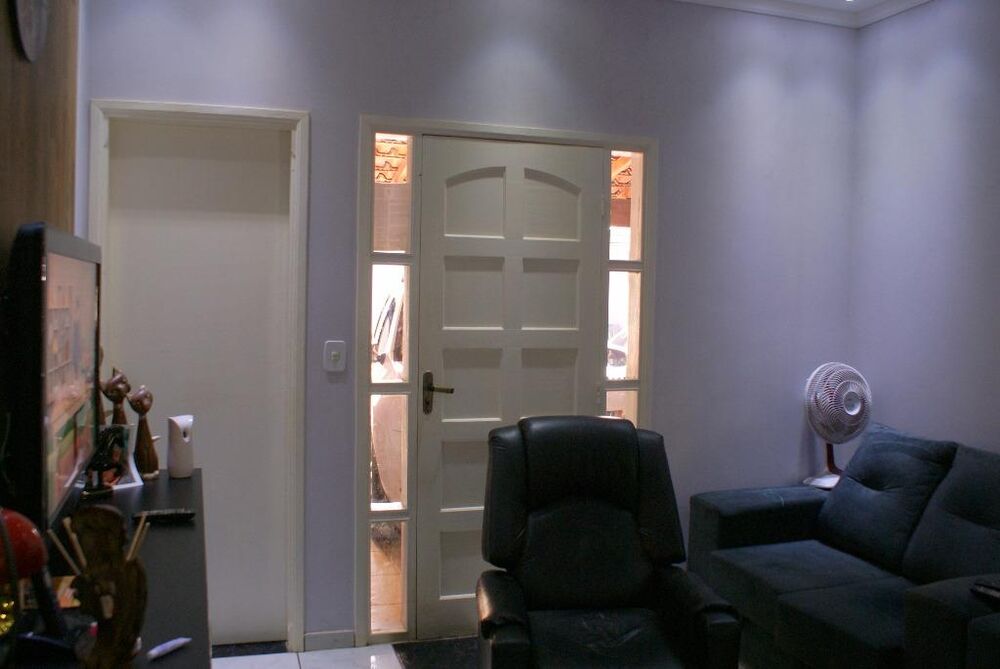 Casa à venda com 3 quartos, 165m² - Foto 3
