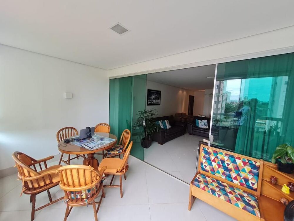 Apartamento à venda com 3 quartos, 180m² - Foto 11