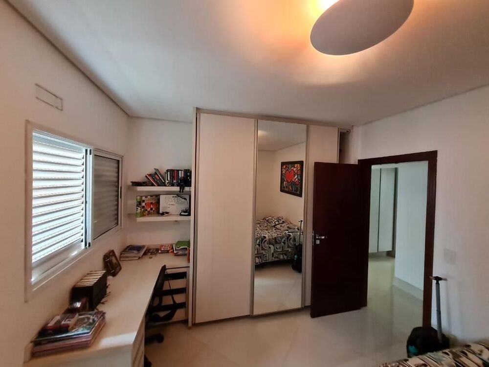 Apartamento à venda com 3 quartos, 180m² - Foto 21