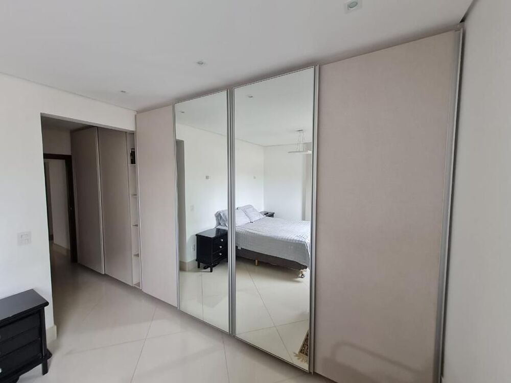 Apartamento à venda com 3 quartos, 180m² - Foto 25