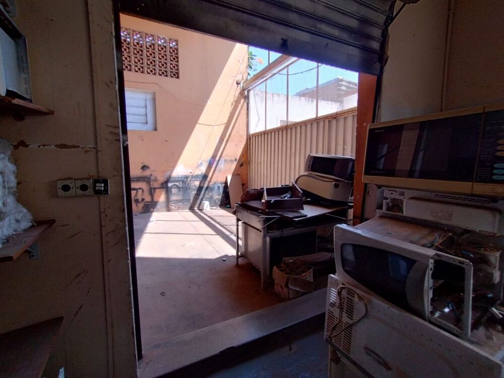 Depósito-Galpão-Armazém à venda, 623m² - Foto 4