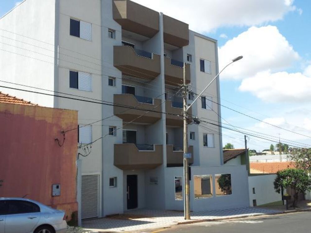 Apartamento à venda com 2 quartos, 70m² - Foto 3