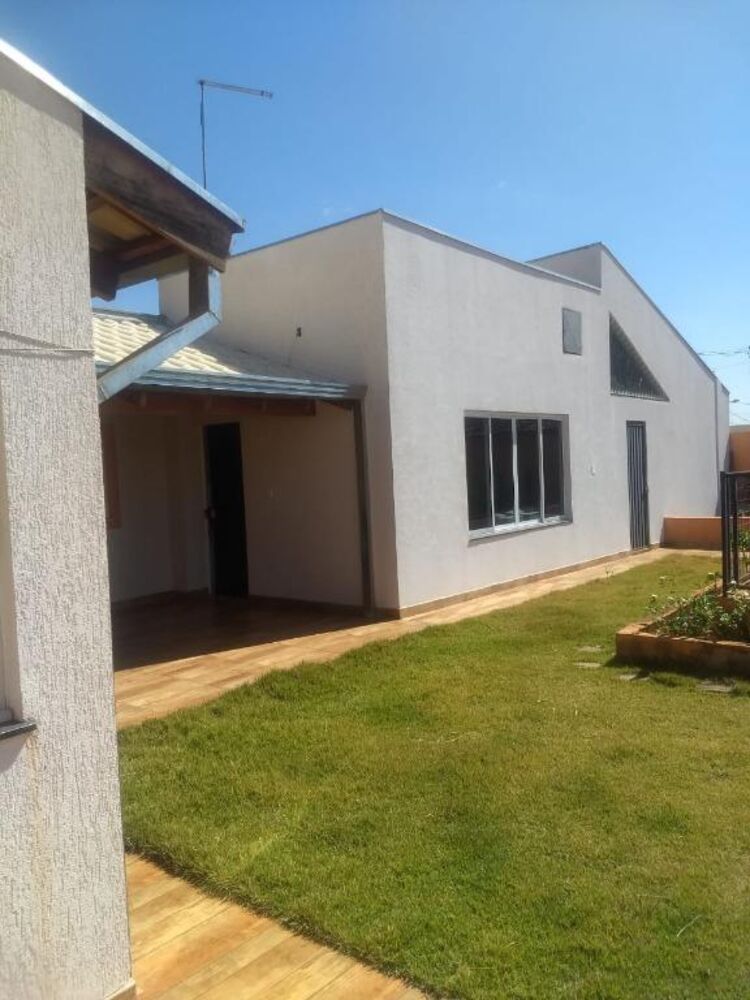 Casa, 3 quartos, 240 m² - Foto 1