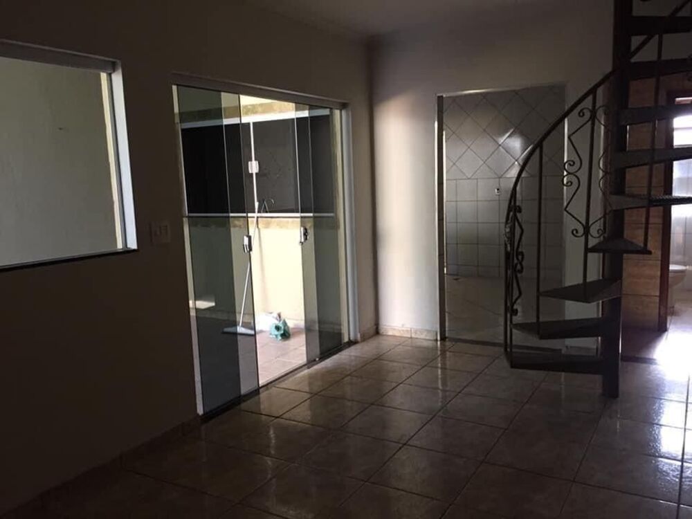 Casa de Vila à venda com 6 quartos, 288m² - Foto 6