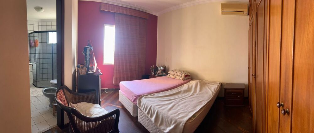 Apartamento à venda com 3 quartos, 144m² - Foto 4